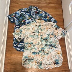 Gap tropical Vacation button up shirts size L